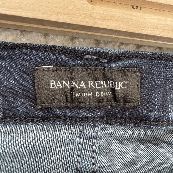 Banana Republic Jeans Womens 29 Mid Rise Crop Flare Raw Hem Dark Wash Denim - Picture 9 of 13
